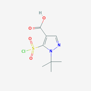 molecular formula C8H11ClN2O4S B13308422 1-tert-Butyl-5-(chlorosulfonyl)-1H-pyrazole-4-carboxylic acid 