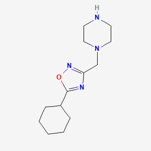 molecular formula C13H22N4O B13312643 1-[(5-Cyclohexyl-1,2,4-oxadiazol-3-YL)methyl]piperazine 