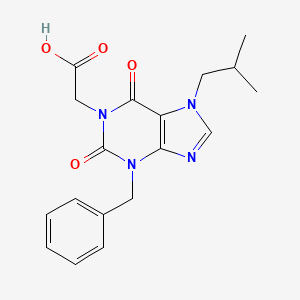 molecular formula C18H20N4O4 B13314283 (3-benzyl-7-isobutyl-2,6-dioxo-2,3,6,7-tetrahydro-1H-purin-1-yl)acetic acid 