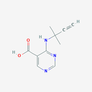 molecular formula C10H11N3O2 B13315315 4-[(2-Methylbut-3-yn-2-yl)amino]pyrimidine-5-carboxylic acid 