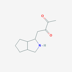 molecular formula C11H17NO2 B13316777 1-{Octahydrocyclopenta[c]pyrrol-1-yl}butane-2,3-dione 