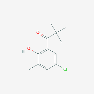 molecular formula C12H15ClO2 B13317952 1-(5-Chloro-2-hydroxy-3-methylphenyl)-2,2-dimethylpropan-1-one 