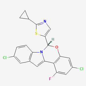 molecular formula C21H13Cl2FN2OS B13318477 (9S)-5,14-Dichloro-9-(2-cyclopropyl-1,3-thiazol-5-yl)-3-fluoro-8-oxa-10-azatetracyclo[8.7.0.02,.011,1]heptadeca-1(17),2(7),3,5,11,13,15-heptaene 