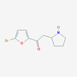 molecular formula C10H12BrNO2 B13322222 1-(5-Bromofuran-2-yl)-2-(pyrrolidin-2-yl)ethan-1-one 