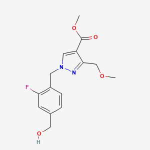 molecular formula C15H17FN2O4 B13325294 Methyl 1-(2-fluoro-4-(hydroxymethyl)benzyl)-3-(methoxymethyl)-1H-pyrazole-4-carboxylate 