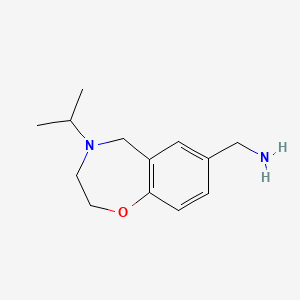 molecular formula C13H20N2O B13326729 (4-Isopropyl-2,3,4,5-tetrahydrobenzo[f][1,4]oxazepin-7-yl)methanamine 