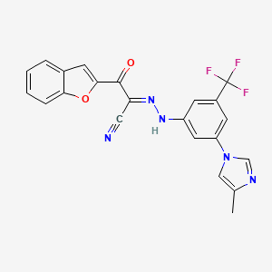 molecular formula C22H14F3N5O2 B13329235 (E)-2-(Benzofuran-2-yl)-N-(3-(4-methyl-1H-imidazol-1-yl)-5-(trifluoromethyl)phenyl)-2-oxoacetohydrazonoyl cyanide 