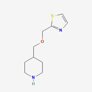 molecular formula C10H16N2OS B13331099 2-((Piperidin-4-ylmethoxy)methyl)thiazole 