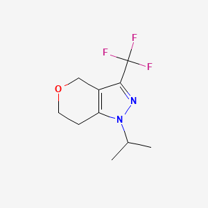 molecular formula C10H13F3N2O B13334852 1-Isopropyl-3-(trifluoromethyl)-1,4,6,7-tetrahydropyrano[4,3-c]pyrazole 