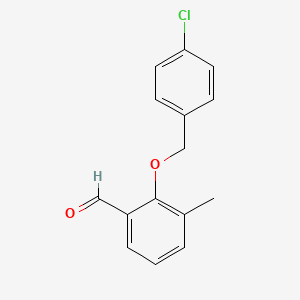 molecular formula C15H13ClO2 B13334862 2-((4-Chlorobenzyl)oxy)-3-methylbenzaldehyde 