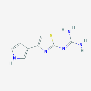 molecular formula C8H9N5S B13336820 2-[4-(3-Pyrrolidinyl)1,3-thiazol-2yl]guanidine 