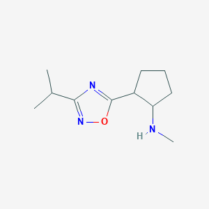 2-(3-isopropyl-1,2,4-oxadiazol-5-yl)-N-methylcyclopentan-1-amine