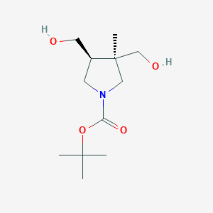 molecular formula C12H23NO4 B13346370 tert-Butyl (3R,4S)-3,4-bis(hydroxymethyl)-3-methylpyrrolidine-1-carboxylate 