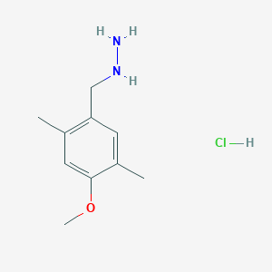 (4-Methoxy-2,5-dimethylbenzyl)hydrazine hydrochloride