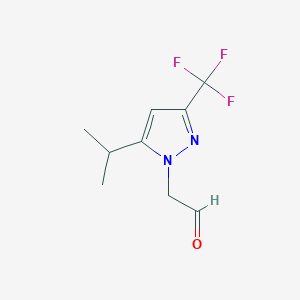 molecular formula C9H11F3N2O B13349659 2-(5-isopropyl-3-(trifluoromethyl)-1H-pyrazol-1-yl)acetaldehyde 