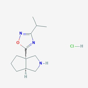 molecular formula C12H20ClN3O B13355539 5-((3AS,6aS)-hexahydrocyclopenta[c]pyrrol-3a(1H)-yl)-3-isopropyl-1,2,4-oxadiazole hydrochloride 