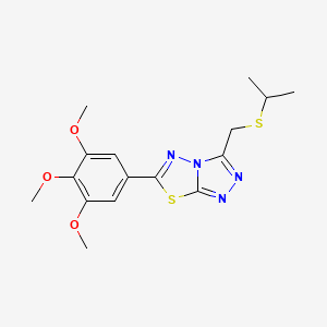 molecular formula C16H20N4O3S2 B13355654 3-[(Isopropylsulfanyl)methyl]-6-(3,4,5-trimethoxyphenyl)[1,2,4]triazolo[3,4-b][1,3,4]thiadiazole 