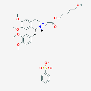 (1R,2S)-1-(3,4-Dimethoxybenzyl)-2-(3-((5-hydroxypentyl)oxy)-3-oxopropyl)-6,7-dimethoxy-2-methyl-1,2,3,4-tetrahydroisoquinolin-2-ium benzenesulfonate