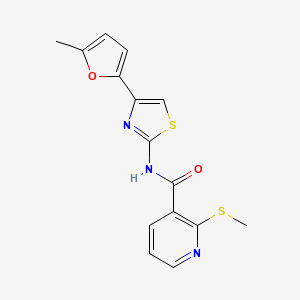 molecular formula C15H13N3O2S2 B13365810 N-(4-(5-Methylfuran-2-yl)thiazol-2-yl)-2-(methylthio)nicotinamide 