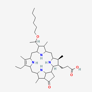 3-[(21S,22S)-11-ethyl-16-(1-hexoxyethyl)-12,17,21,26-tetramethyl-4-oxo-7,23,24,25-tetrazahexacyclo[18.2.1.15,8.110,13.115,18.02,6]hexacos-11-en-22-yl]propanoic acid