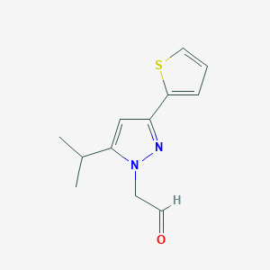 2-(5-isopropyl-3-(thiophen-2-yl)-1H-pyrazol-1-yl)acetaldehyde