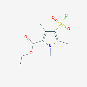 molecular formula C10H14ClNO4S B13454265 ethyl 4-(chlorosulfonyl)-1,3,5-trimethyl-1H-pyrrole-2-carboxylate 