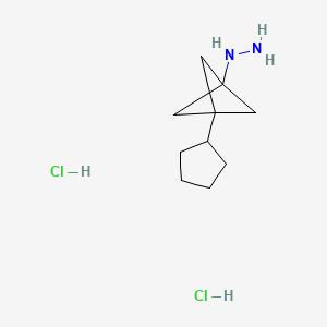 {3-Cyclopentylbicyclo[1.1.1]pentan-1-yl}hydrazine dihydrochloride