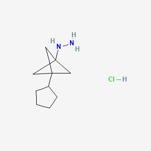 {3-Cyclopentylbicyclo[1.1.1]pentan-1-yl}hydrazinehydrochloride