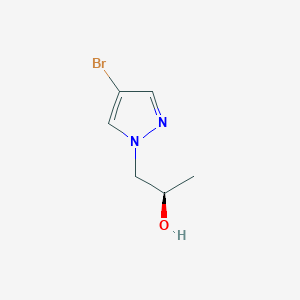 molecular formula C6H9BrN2O B13473477 (2R)-1-(4-bromo-1H-pyrazol-1-yl)propan-2-ol 