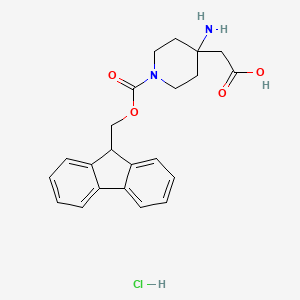 2-(4-amino-1-{[(9H-fluoren-9-yl)methoxy]carbonyl}piperidin-4-yl)acetic acid hydrochloride