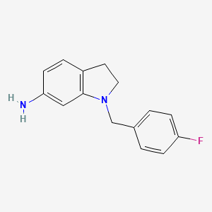 molecular formula C15H15FN2 B13475112 1-[(4-fluorophenyl)methyl]-2,3-dihydro-1H-indol-6-amine 