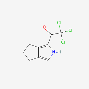 molecular formula C9H8Cl3NO B13492659 2,2,2-trichloro-1-{2H,4H,5H,6H-cyclopenta[c]pyrrol-1-yl}ethan-1-one 