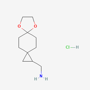 molecular formula C11H20ClNO2 B13507111 1-{7,10-Dioxadispiro[2.2.4^{6}.2^{3}]dodecan-1-yl}methanaminehydrochloride 