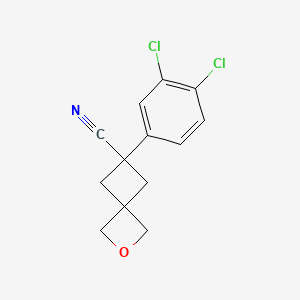 molecular formula C13H11Cl2NO B13537155 6-(3,4-Dichlorophenyl)-2-oxaspiro[3.3]heptane-6-carbonitrile 