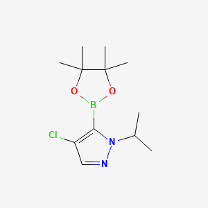 molecular formula C12H20BClN2O2 B13548552 4-chloro-1-(propan-2-yl)-5-(4,4,5,5-tetramethyl-1,3,2-dioxaborolan-2-yl)-1H-pyrazole 