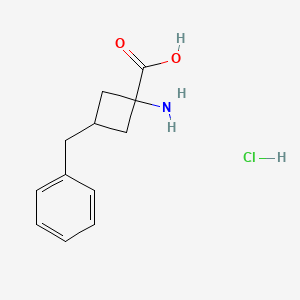 1-Amino-3-benzylcyclobutane-1-carboxylicacidhydrochloride