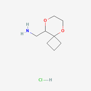 molecular formula C8H16ClNO2 B13562591 1-{5,8-Dioxaspiro[3.5]nonan-9-yl}methanaminehydrochloride 