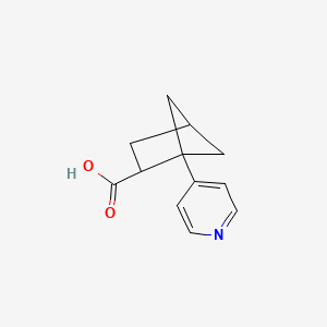 1-(Pyridin-4-yl)bicyclo[2.1.1]hexane-2-carboxylicacid