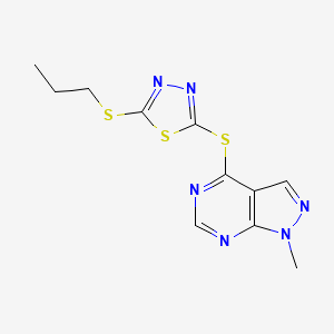 2-({1-methyl-1H-pyrazolo[3,4-d]pyrimidin-4-yl}sulfanyl)-5-(propylsulfanyl)-1,3,4-thiadiazole