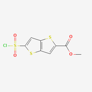 Methyl5-(chlorosulfonyl)thieno[3,2-b]thiophene-2-carboxylate