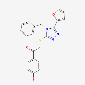 molecular formula C21H16FN3O2S B13587921 2-{[4-benzyl-5-(furan-2-yl)-4H-1,2,4-triazol-3-yl]sulfanyl}-1-(4-fluorophenyl)ethan-1-one 