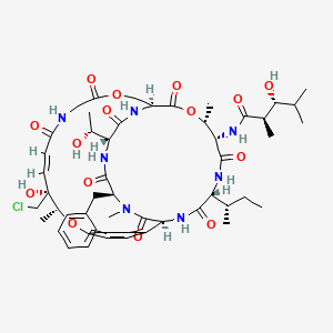 molecular formula C51H70ClN7O15 B1359677 (2R,3R)-N-[(1S,7R,8R,9Z,17S,20R,21S,24R,29S,32R)-29-苄基-24-[(2S)-丁烷-2-基]-8-(氯甲基)-8-羟基-32-[(1R)-1-羟乙基]-7,20,28-三甲基-11,14,18,22,25,27,30,33-八氧代-6,15,19-三氧杂-12,23,26,28,31,34-六氮杂三环[15.9.8.22,5]十六烷-2(36),3,5(35),9-四烯-21-基]-3-羟基-2,4-二甲基戊酰胺 