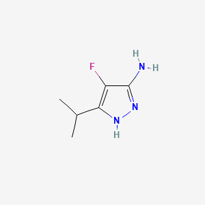 molecular formula C6H10FN3 B13629572 4-Fluoro-3-isopropyl-1H-pyrazol-5-amine 