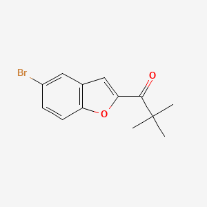 molecular formula C13H13BrO2 B13631936 1-(5-Bromobenzofuran-2-yl)-2,2-dimethylpropan-1-one 