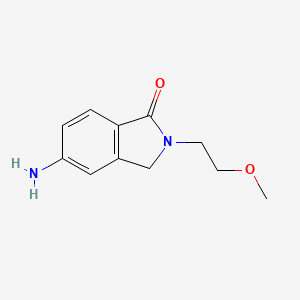 5-amino-2-(2-methoxyethyl)-3H-isoindol-1-one