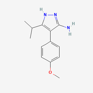 molecular formula C13H17N3O B13638893 3-isopropyl-4-(4-methoxyphenyl)-1H-pyrazol-5-amine 