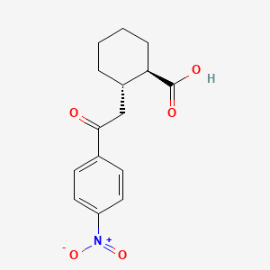 molecular formula C15H17NO5 B1368581 反式-2-[2-氧代-2-(4-硝基苯基)乙基]环己烷-1-羧酸 CAS No. 735275-03-3