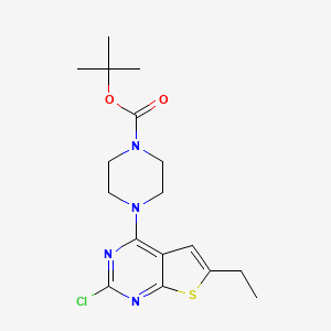 molecular formula C17H23ClN4O2S B1369785 Tert-butyl 4-(2-chloro-6-ethylthieno[2,3-d]pyrimidin-4-yl)piperazine-1-carboxylate 