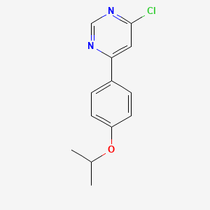 molecular formula C13H13ClN2O B1371936 4-Chloro-6-(4-isopropoxyphenyl)pyrimidine 