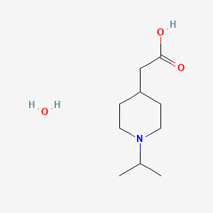 molecular formula C10H21NO3 B1372105 (1-Isopropyl-4-piperidinyl)acetic acid hydrate CAS No. 1185436-47-8